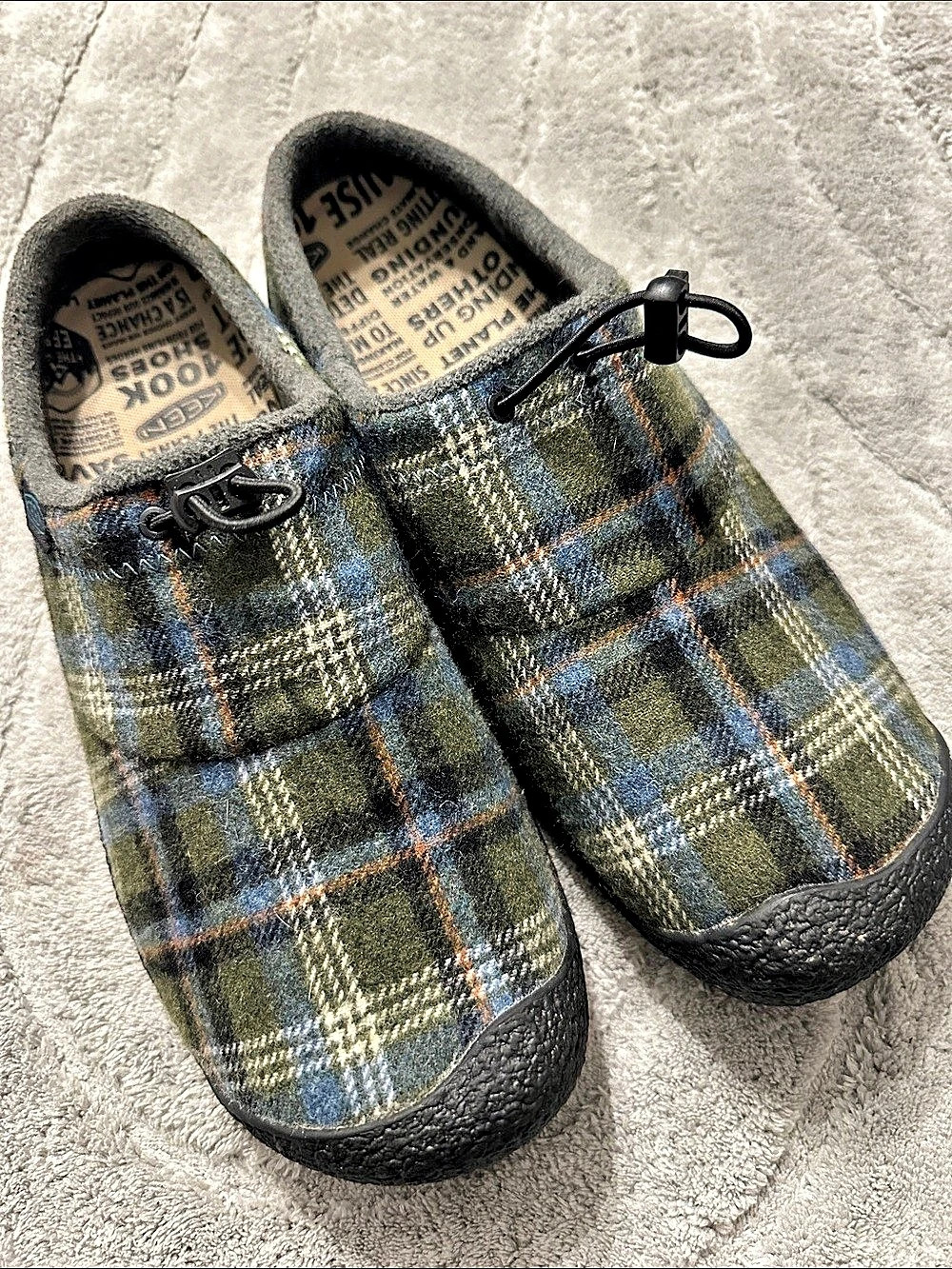 Men’s Keen Howser Slides Green & Blue Plaid US 11.5